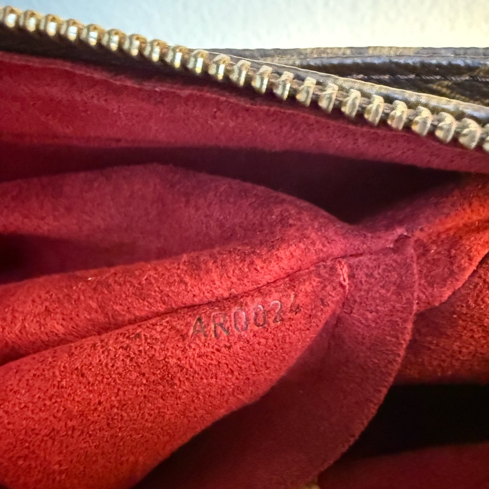 Authentic Louis Vuitton Vivacite GM shoulder bag - Picture 7 of 8